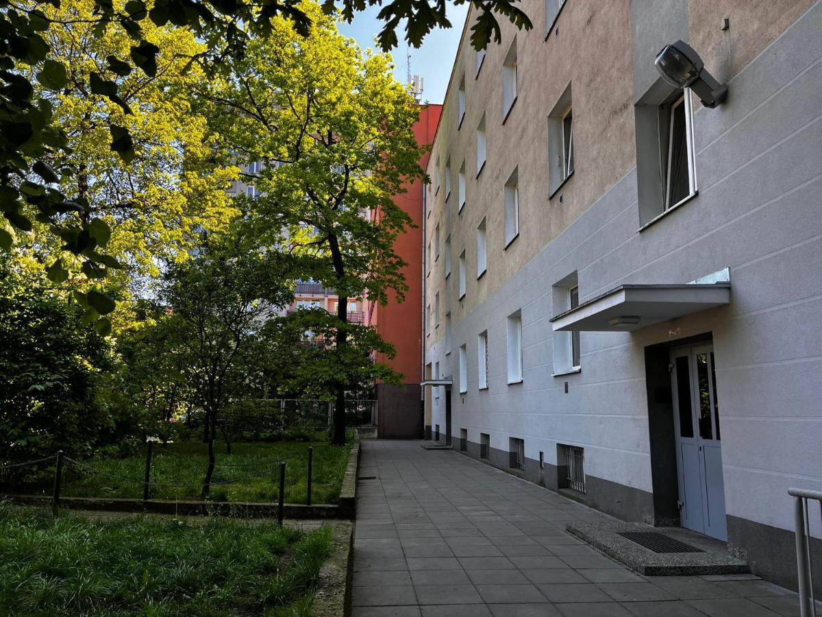 Studio Close To Royal Lazienki Park, Недалеко От Олинек Varsavia Esterno foto